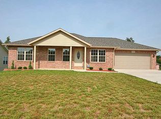 1921 Randol Dr, Cape Girardeau, MO 63701