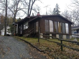 7448 E Hammett Rd, Walkerville, MI 49459