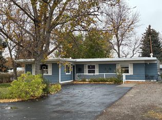 933 Oilfield Ave, Shelby, MT 59474