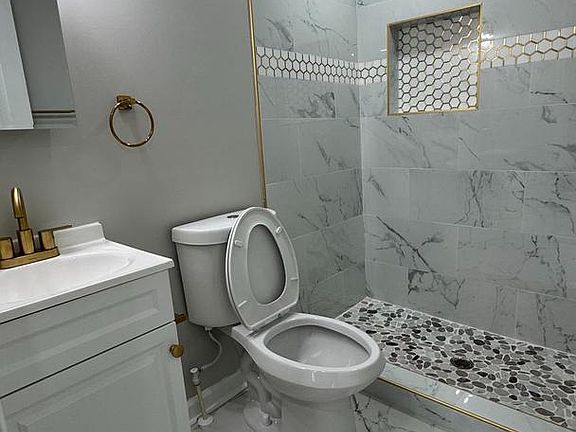 5th image of 528 S Bentalou St