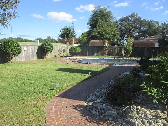 4th image of 6308 Knob Hill Dr
