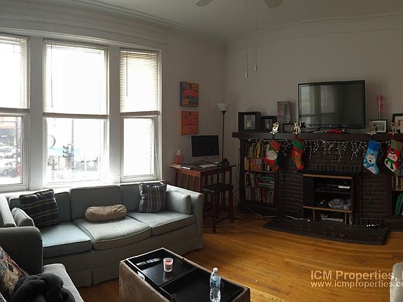 2nd image of 3056 N Greenview Ave #3