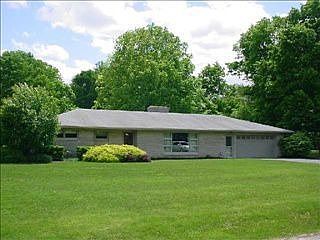 1st image of 6693 Lakeshore Dr
