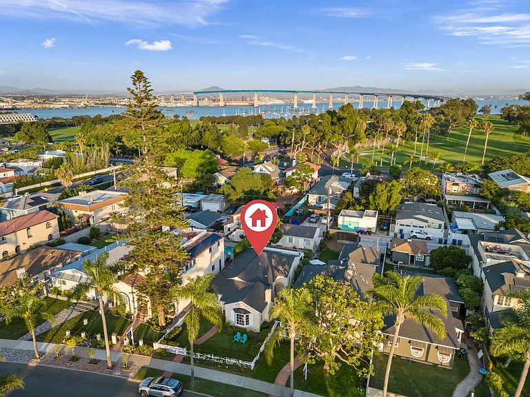423 Pomona Ave — Photo 46