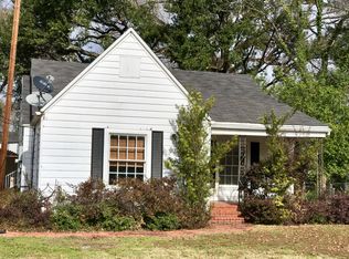 707 E Young St, Longview, TX 75602