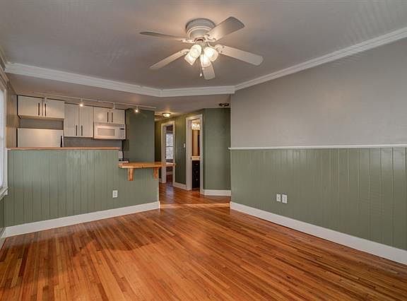 3rd image of 1622 W Admiral Ave