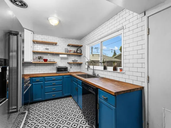 836 Haggin Ave, Sacramento, CA 95833
