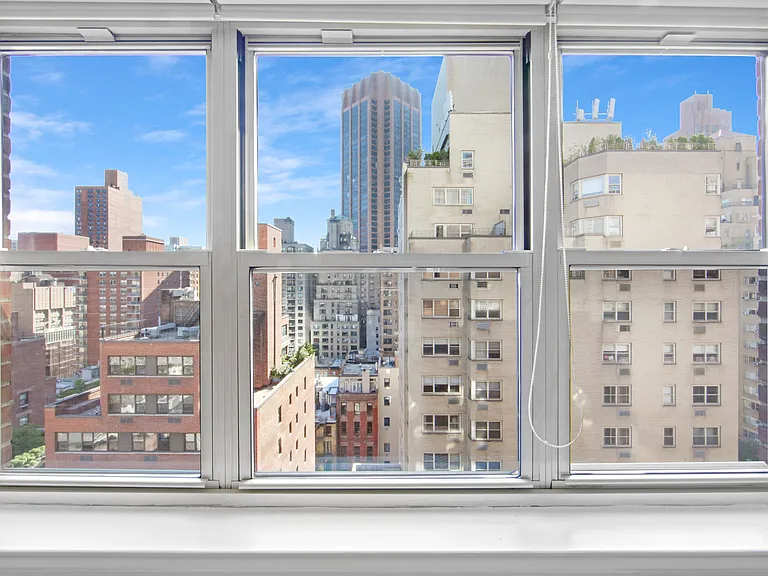 41 Park Ave #15H — Photo 15