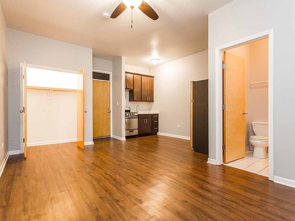 1st image of 4228 N Kenmore Ave APT 109