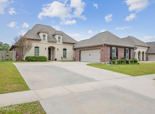 137 Timberland Ridge Blvd, Lafayette, LA 70507