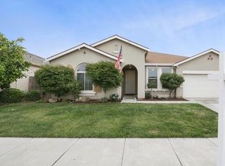 3838 E Seeger Ave, Visalia, CA 93292