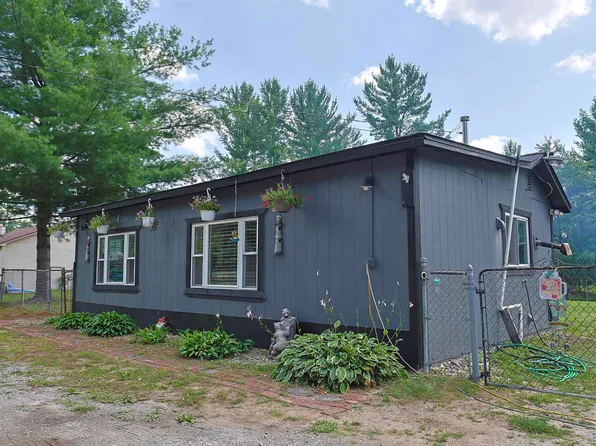 1520 Northwoods Dr, Alger, MI 48610