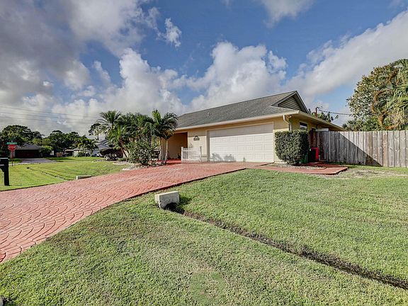 3rd image of 1690 SE Ocean Ln