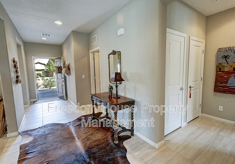 5245 E La Campana Dr — Photo 5
