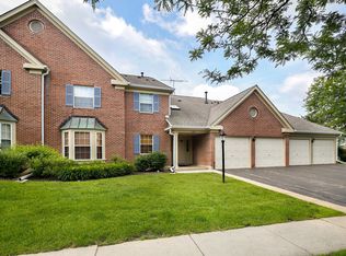 106 Stirling Ln UNIT Z2, Schaumburg, IL 60194