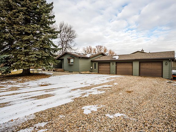 2nd image of 157 Upper Prairie Dog Rd