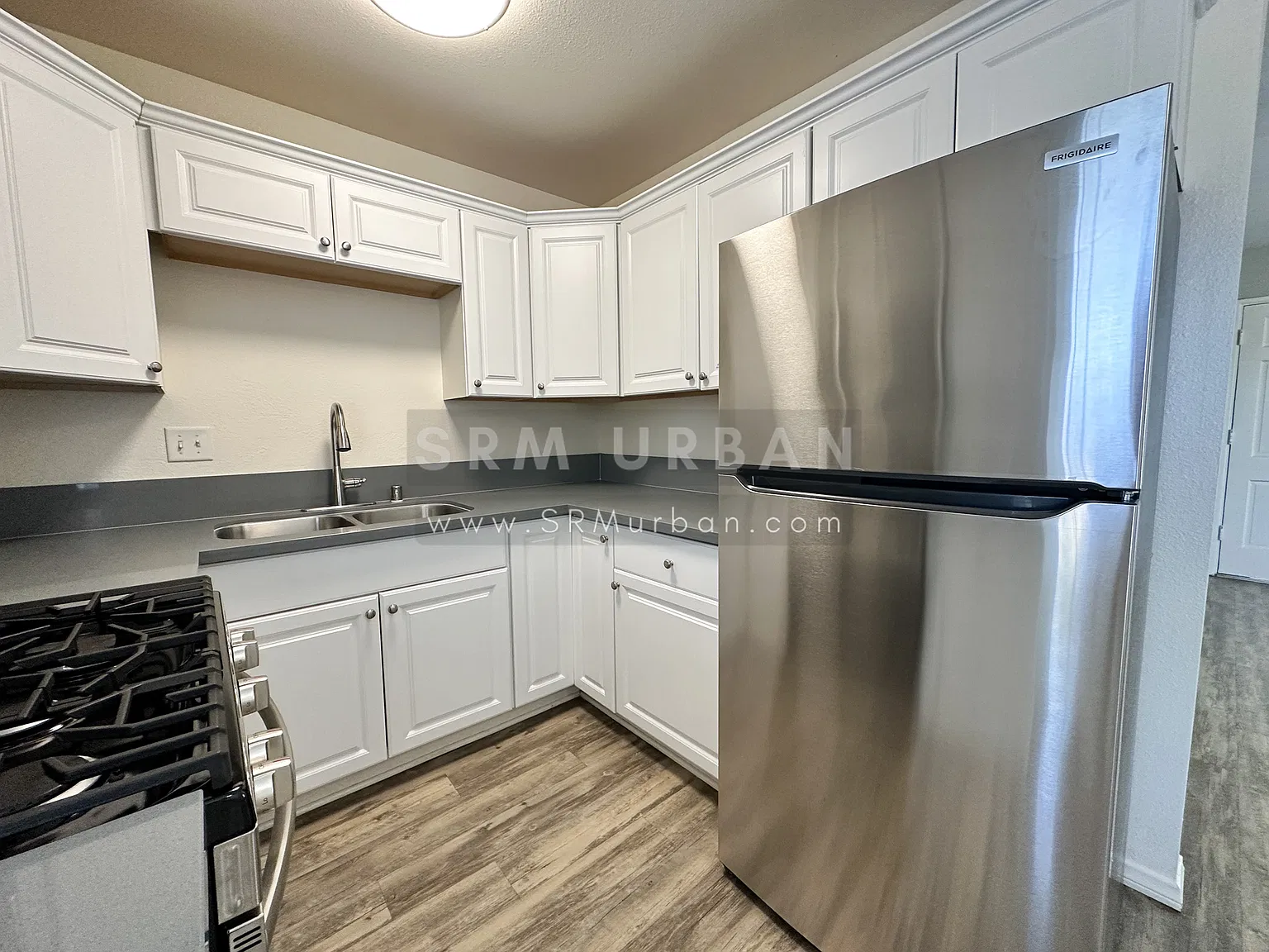 2 bed, 730 sqft, $2,795 — Photo 3