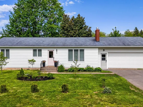 5 Grandview Dr, Wolfville, NS B4P 1W5