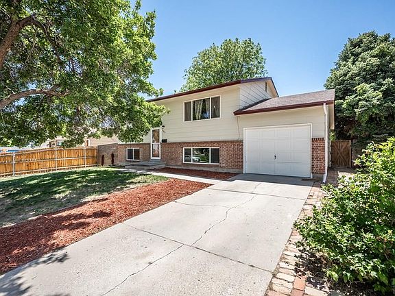 3rd image of 3704 Farabaugh Ln