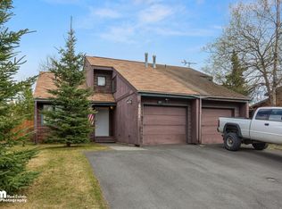 8021 Rovenna St, Anchorage, AK 99518