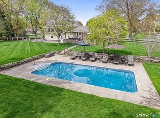 116 Far Horizons Dr, Easton, CT 06612