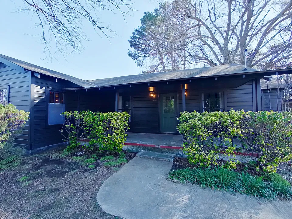 206 N Kenwood Rd