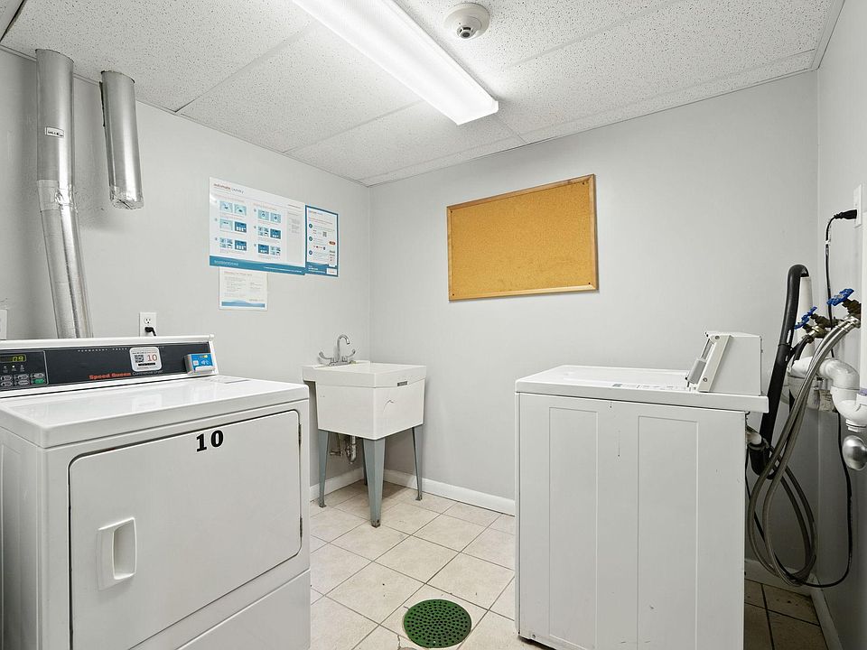 1st image of 949-64 Dyer Ave