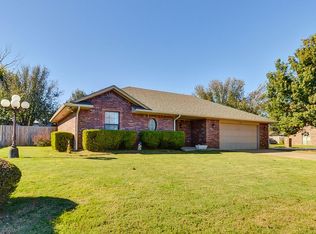 401 Lynda Way, Tuttle, OK 73089
