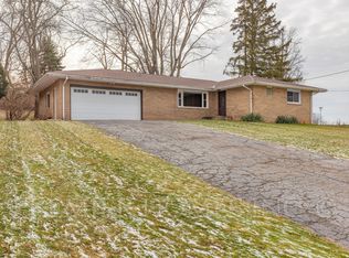 912 47th St NW, Canton, OH 44709