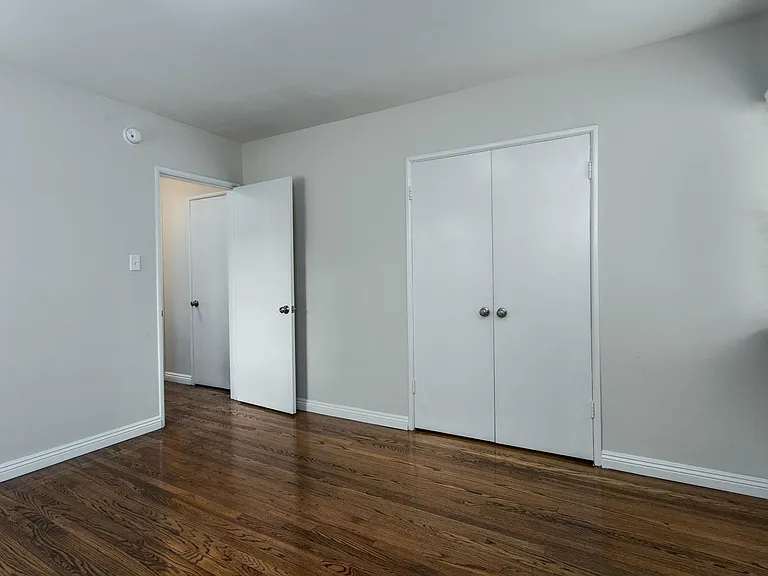 12309 Oxnard St #2 — Photo 12