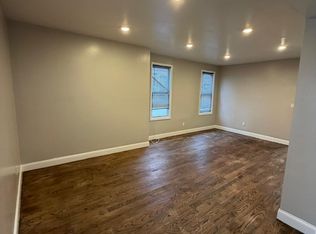 283 S 10th St #A, Newark, NJ 07103