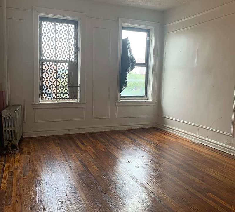 1st image of 181 Vermilyea Ave #59