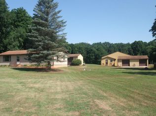 12230 Farr Rd, Ravenna, MI 49451