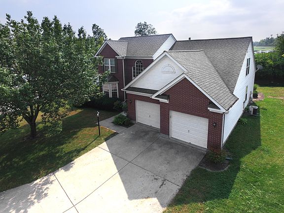 2nd image of 7889 Trinity Shore Cir