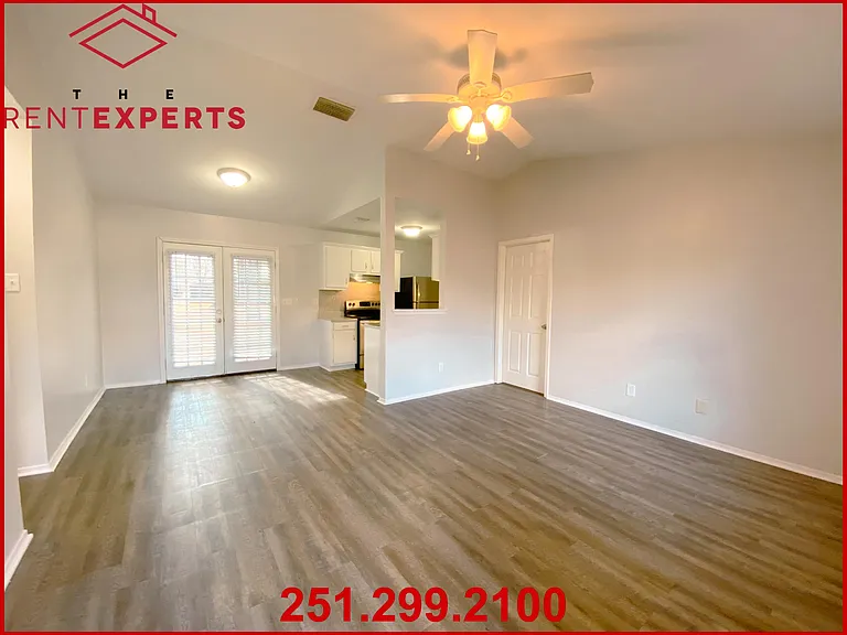9641 Royal Woods Ct — Photo 4