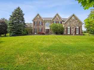 16 Surry Lane16, Franklin Twp., NJ 08802