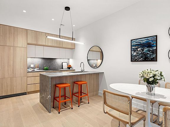 3rd image of 87 Irving Pl #2D