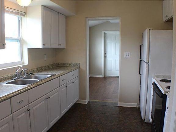 5th image of 331 42nd Ave S