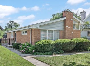 3521 Greenwood Ave, Wilmette, IL 60091