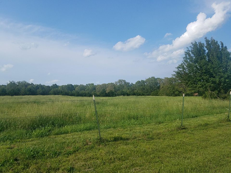 1st image of 240 Hartwell Dr