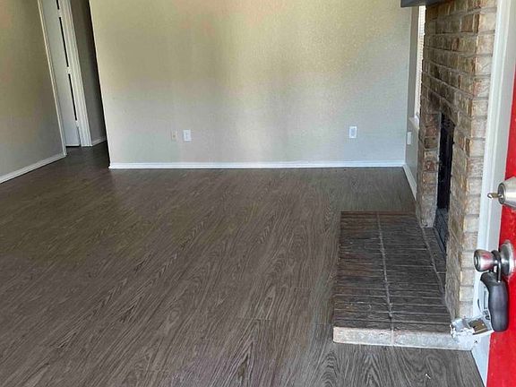 4th image of 3424 Heritage Ln