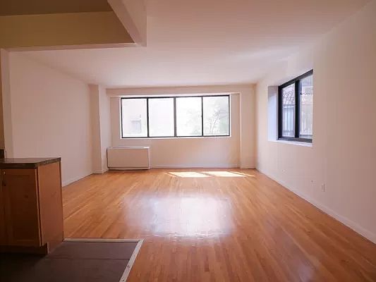 1st image of 353 E 78th St APT 3d