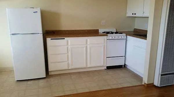 1 bed, 600 sqft, $1,800 — Photo 3