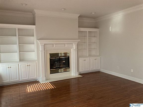 5th image of 3702 Brazos Ct SW
