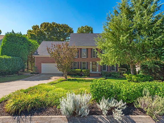 2nd image of 8237 Elm Hill Cir