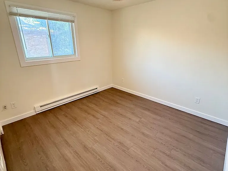 4950-4956 Basswood Dr — Photo 22