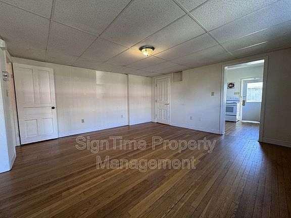 2nd image of 821 Washington Ave APT 1W