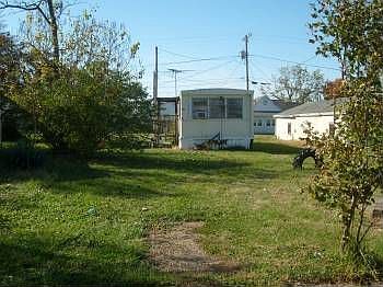 1st image of 531 Leslie St