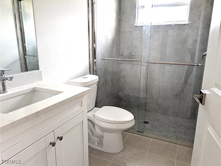1103 Harold Ave S — Photo 9