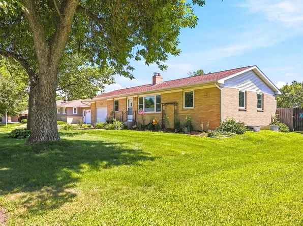 325 NW 6th St, Buffalo Lake, MN 55314